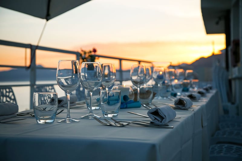 Meteorite Table Settings